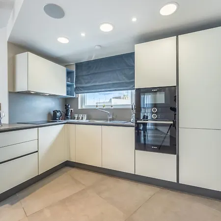 Dolce Pieta' Penthouse Apartment *