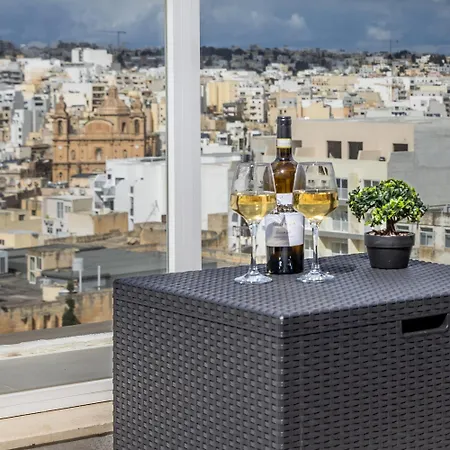 Dolce Pieta' Penthouse Апартаменты *