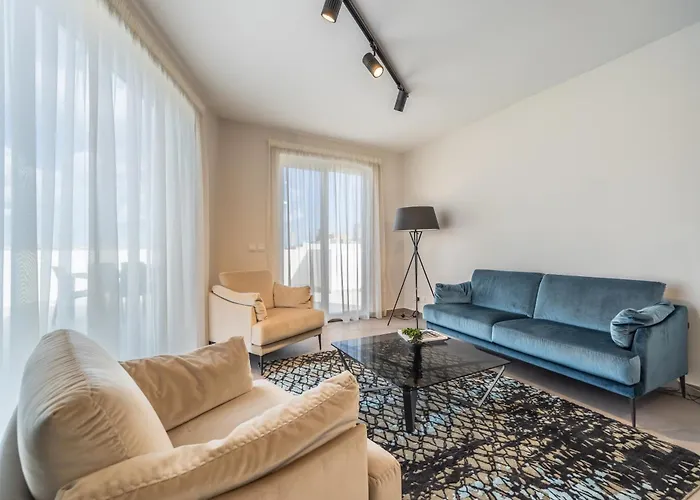 Dolce Pieta' Penthouse Apartment Pieta